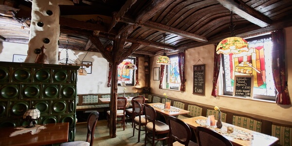 Weinstube Chalet Innenansicht